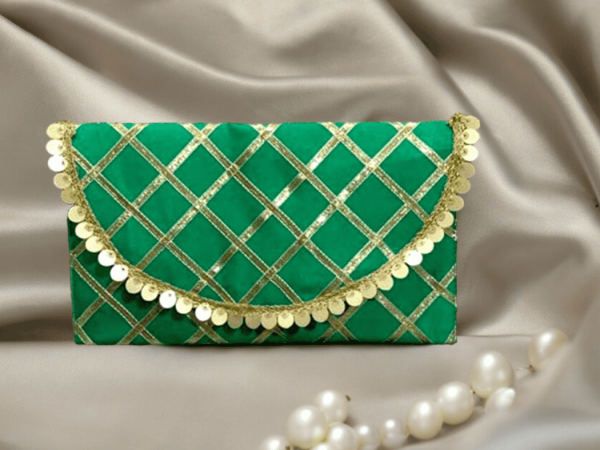 green gota envelope
