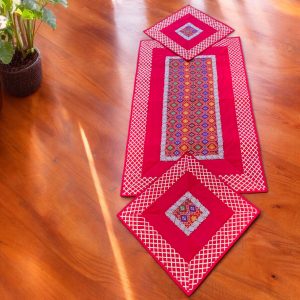 red colourful dot small runner set