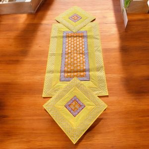 Yellow Pine Apple Runner Aasan Set