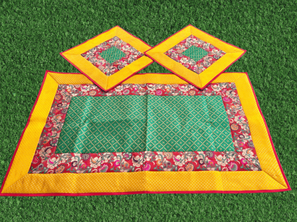 green floral runner aasan set 1